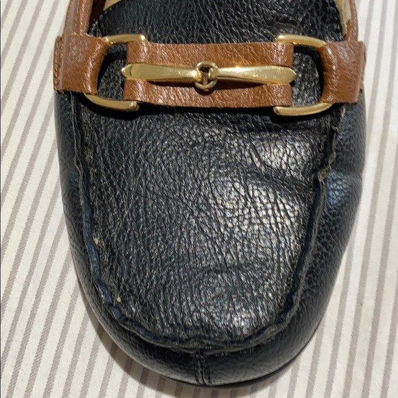 Shoes - Picture 3 of 4